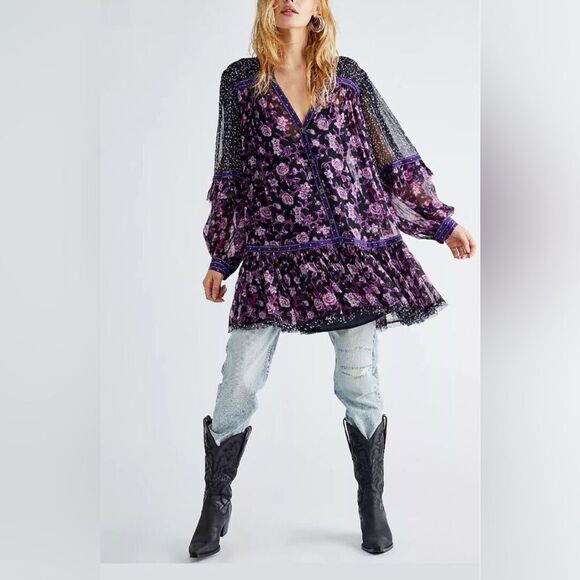 Free People Mini Dress Rosebuds Button Front Flowy Silhouette Oversized SZ XS-M - Picture 1 of 15